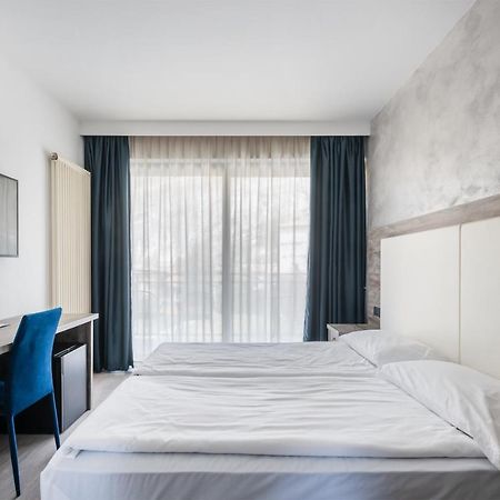 Hotel De Nac Torbole Sul Garda Eksteriør billede