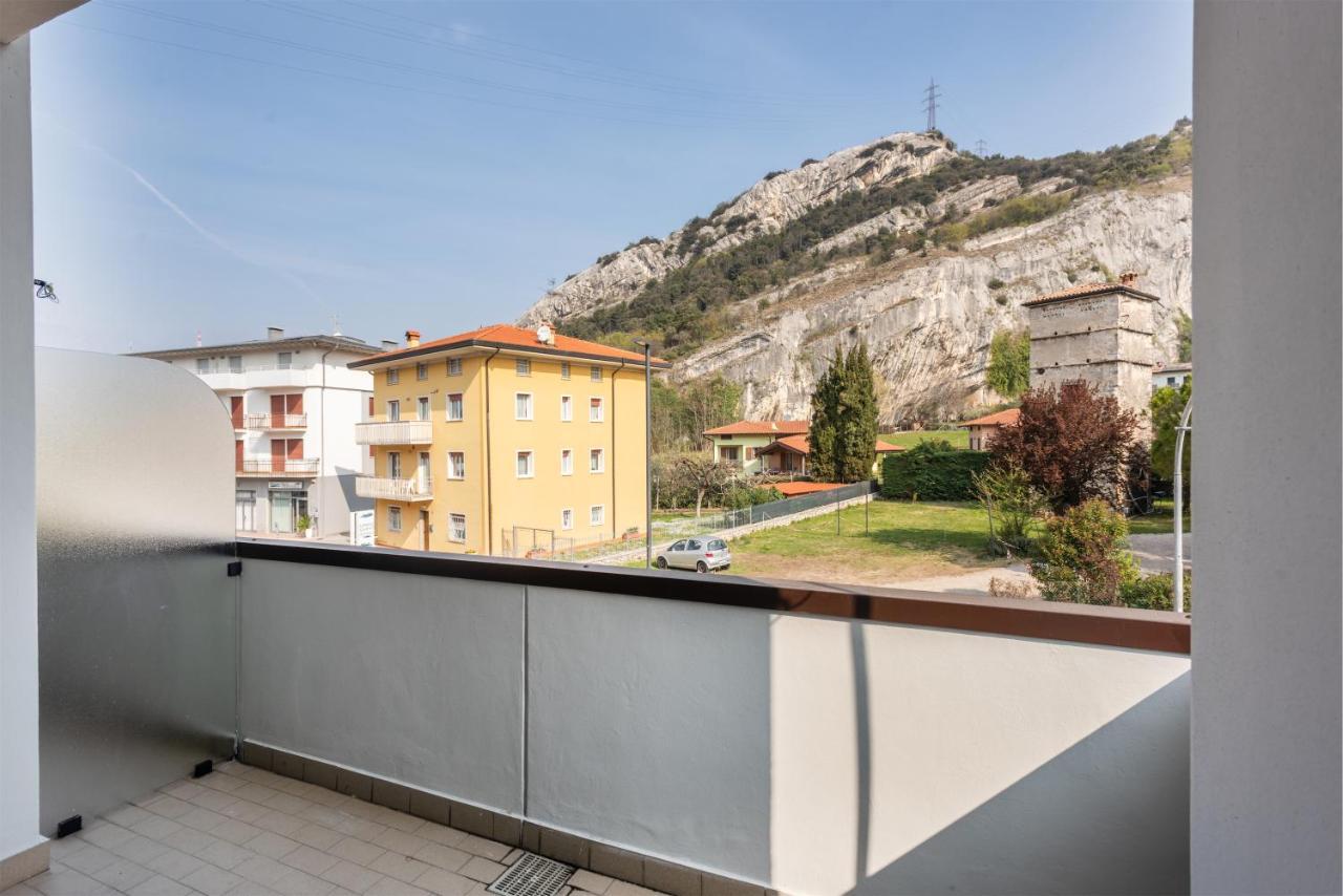 Hotel De Nac Torbole Sul Garda Eksteriør billede
