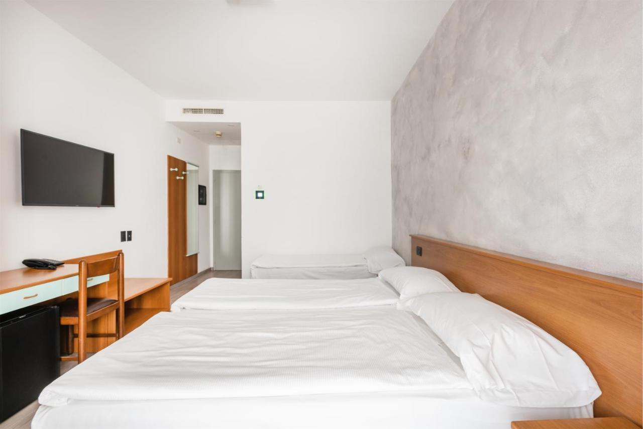 Hotel De Nac Torbole Sul Garda Eksteriør billede